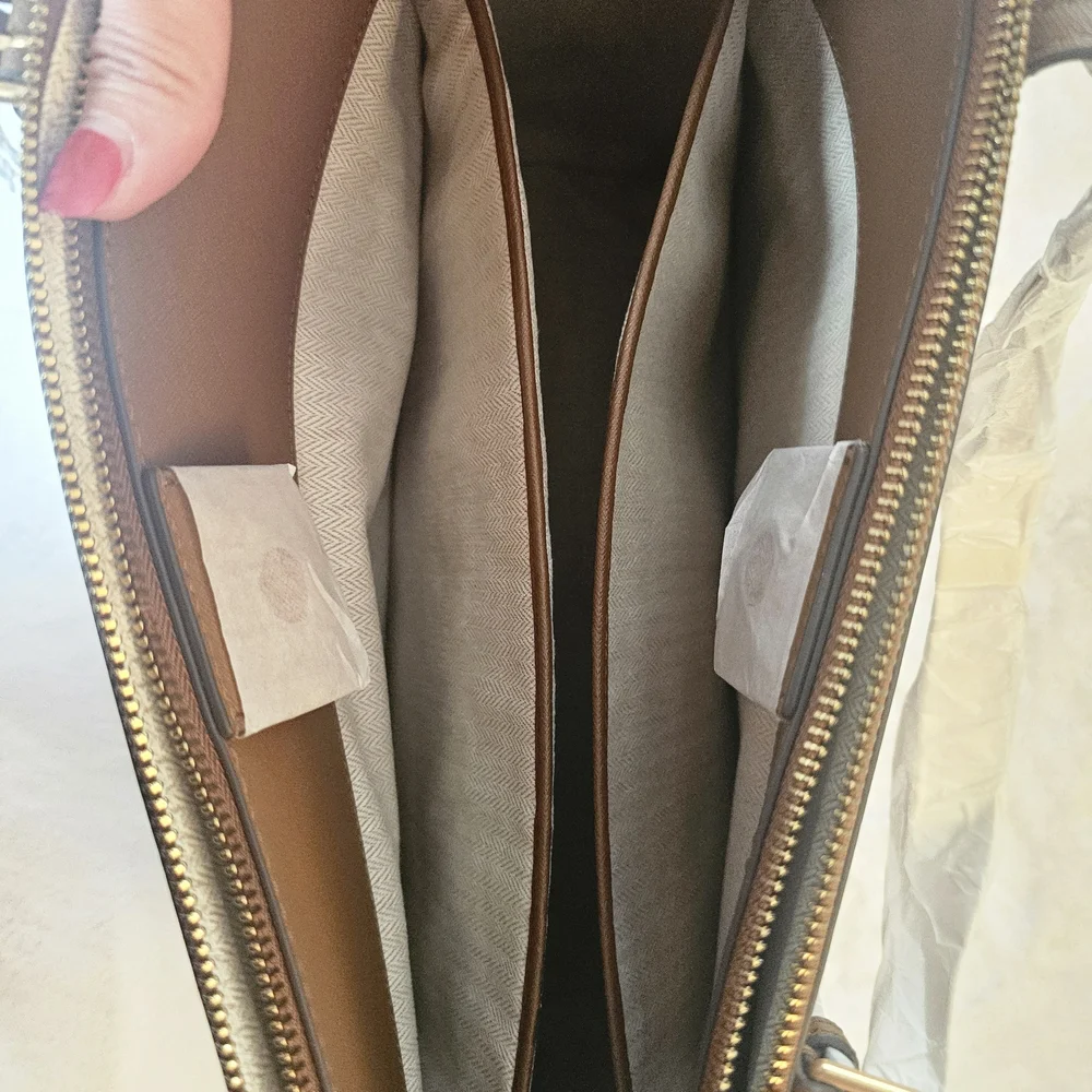 Tory Burch Emerson Large Double Zip Leather Tote Bag - Picture 11 of 14
